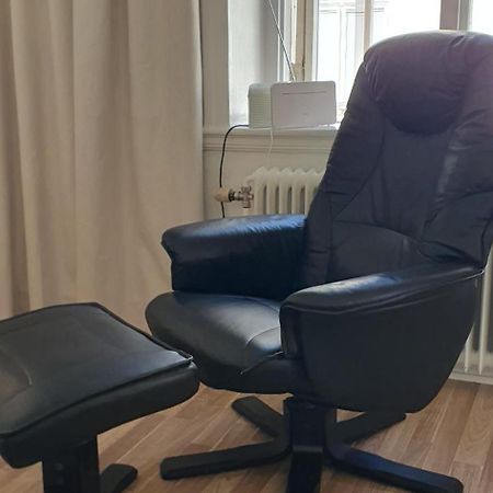 Skövde Centrum Laegenhet מראה חיצוני תמונה